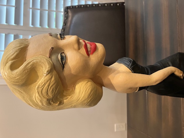 Marilyn Monroe ESCO Statue For Sale / Marilyn Monroe ESCO Chalkware Statues For Sale Marilyn Monroe ESCO Statue For Sale / Marilyn Monroe ESCO Chalkware Statues For Sale