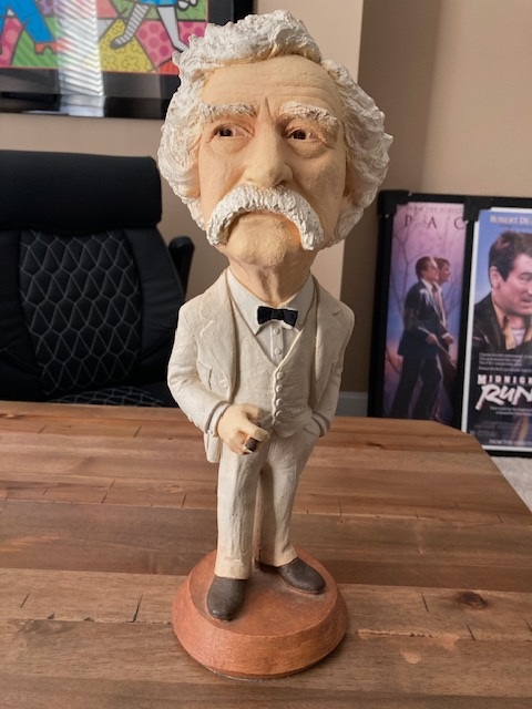 Mark Twain ESCO Statue For Sale / Mark Twain ESCO Chalkware Statues For Sale Mark Twain ESCO Statue For Sale / Mark Twain ESCO Chalkware Statues For Sale