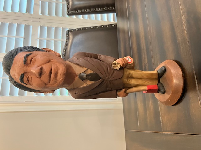 Ronald Reagan ESCO Statue For Sale / Ronald Reagan ESCO Chalkware Statues For Sale Ronald Reagan ESCO Statue For Sale / Ronald Reagan ESCO Chalkware Statues For Sale